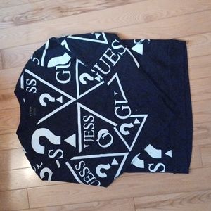 GUESS crew neck sweatshirt